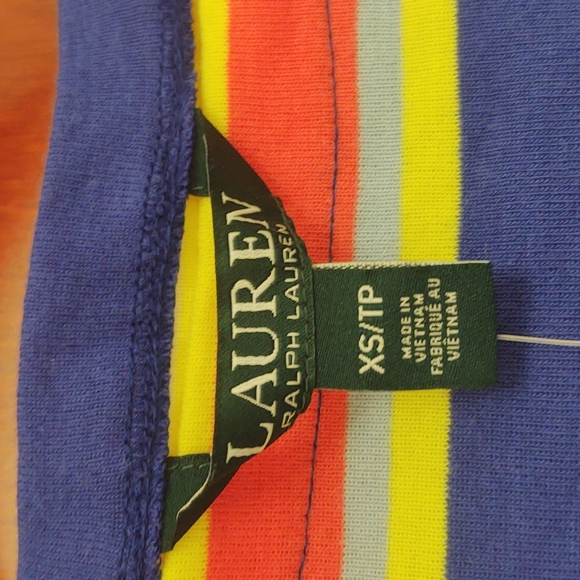 *SOLD* NWT LAUREN Top Size XS - Picture 6 of 7